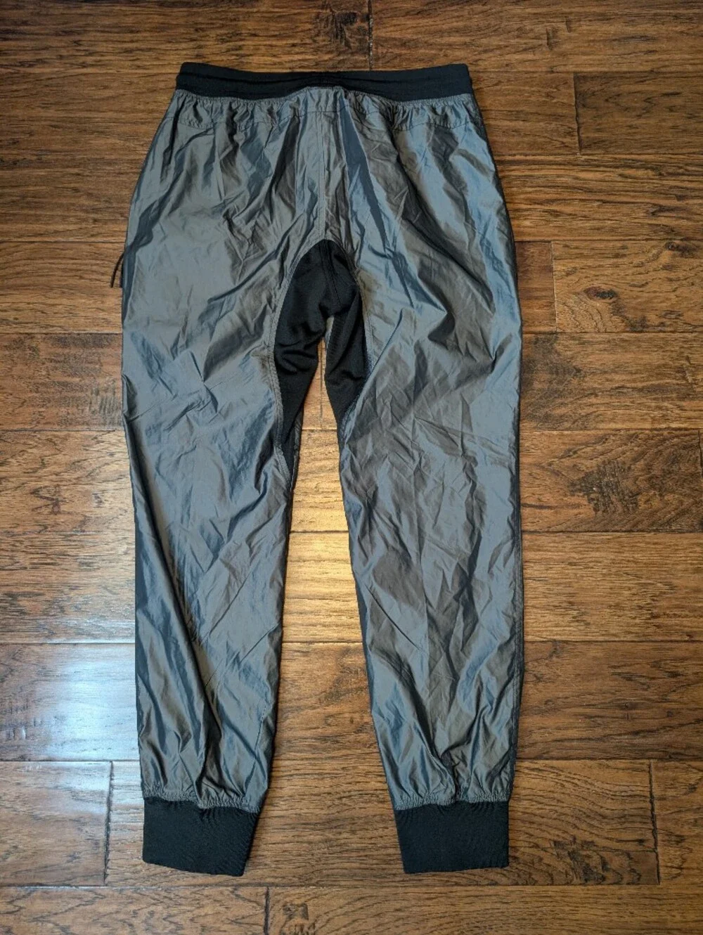 Nike Women's Track Pant Joggers Size Medium - Picture 2 of 11